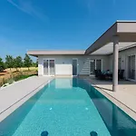 Βίλα Vivas