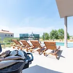 Βίλα Vivas Rosini