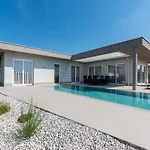 Vivas Villa